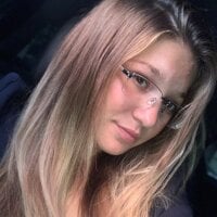 Dee_Anne's Offline Chat Room