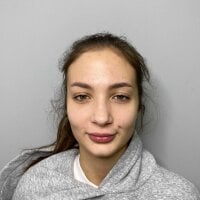 AlinaLawson's Offline Chat Room