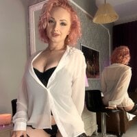 EllianaReese model avatar