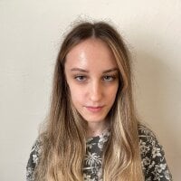 EmiIiePage's Offline Chat Room