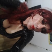 Victoria_Licks_Vickie 離線聊天室