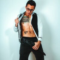 Cheshire_shelby's Offline Chat Room