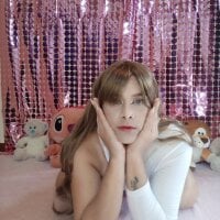 emassquirt28 webcam model