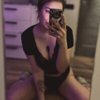 BarelyBx webcam