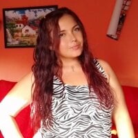 Marcela_Squirtt's Offline Chat Room