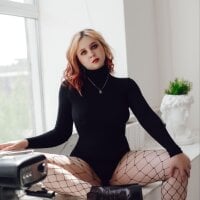 EricaaBloom офлайн чат стая