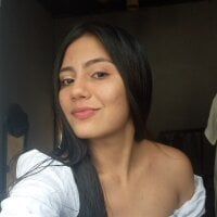 sexysmall19 Adlı Modelin Çevrimdışı Sohbet Odası