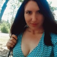 MilaniaLonny offline chat-rom