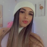 SweetAndreaGilxxx webcam model