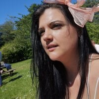 Hot_ScotchXX model avatar