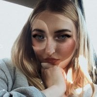 StripAngel_cam Adlı Modelin Çevrimdışı Sohbet Odası