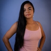 Karoline__ Adlı Modelin Avatarı