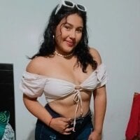 Kimberly_curvy