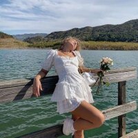 Ewa_koxxx's Offline Chat Room