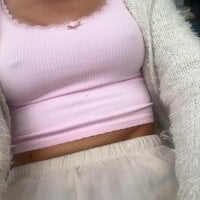 lilly_cherry69 webcam
