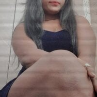 Miss_aarzo webcam model