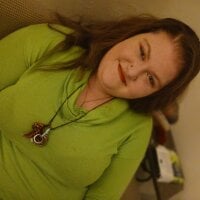 Lola-92-Shygirl's Offline Chat Room