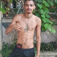 FrDenilsonXXX's Offline Chat Room