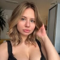 Vikkishoww webcam