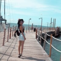 _lilith_001 Adlı Modelin Çevrimdışı Sohbet Odası