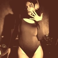 Foto de perfil de FemaleIssuing