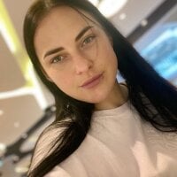 LalyLoves Stripchat