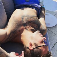 ห้องแชทออฟไลน์ของ floridababes42