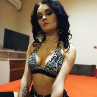 Lizamarkizza's Offline Chat Room