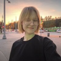 Adelin_Frost webcam model