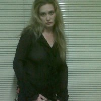 BlondeStaci's Offline Chat Room