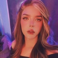 Model billiesimons2
