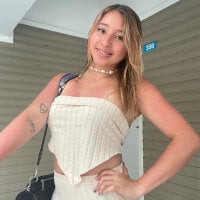mia_skys