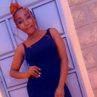 meruhottie Adlı Modelin Çevrimdışı Sohbet Odası