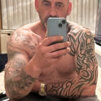 perfectMan1982 webcam