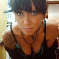 BirdieHarlow webcam