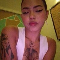 Aimy_laan webcam model