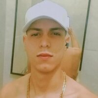 chichero1's Offline Chat Room