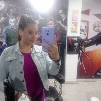 CattaleyaSmith's Offline Chat Room