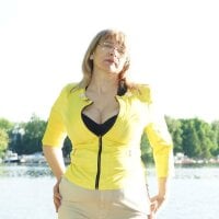 Aline_LoveFlowers' Avatar Pic