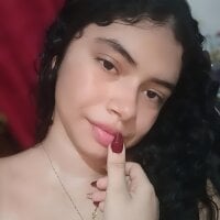 maddy_lovely model avatar