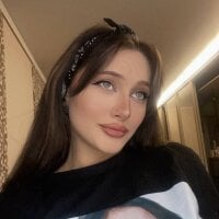 AgnesAdrian 离线聊天室