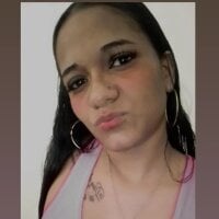 AndreaTasttyy's Offline Chat Room