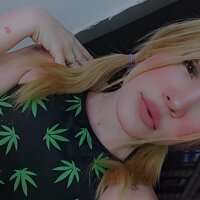 Sexyteam1's Offline Chat Room