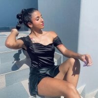 Queen_Aylen webcam model