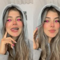 Olivia_18year_old webcam