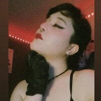 Mistress_Crowley webcam model