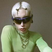 alienexxx's Offline Chat Room