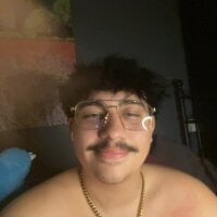 HiddendesireAT webcam