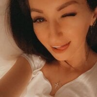 SweetAriana26's Avatar Pic