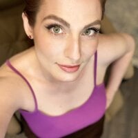LindaLiony's Avatar Pic